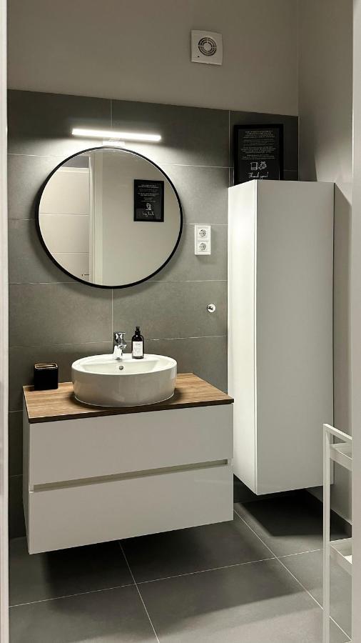 Linden Apartman 107 Glamour (Adults Only) Mosonmagyarovar Luaran gambar