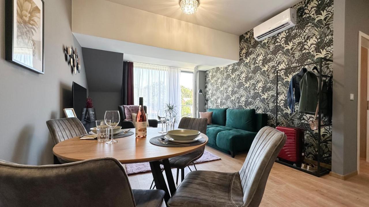 Linden Apartman 107 Glamour (Adults Only) Mosonmagyarovar Luaran gambar