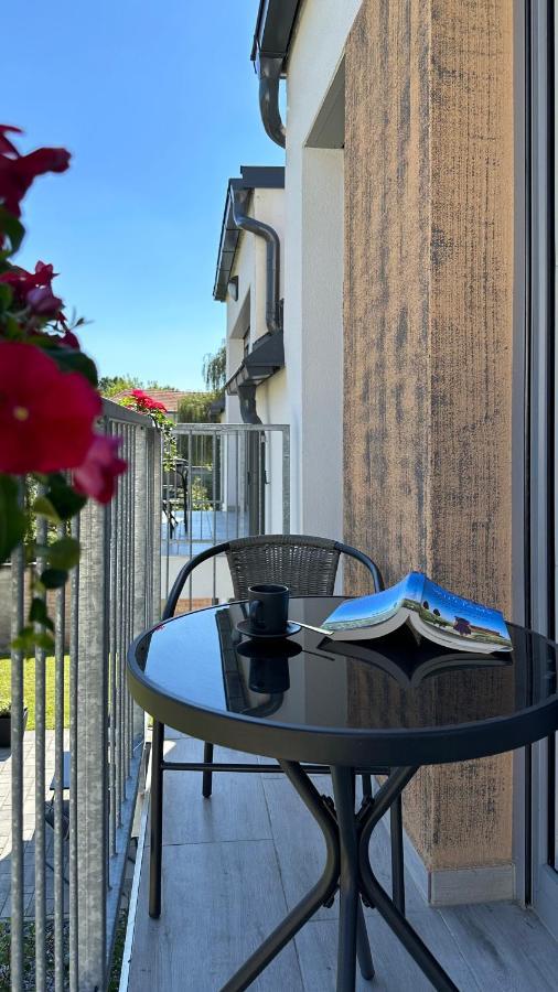 Linden Apartman 107 Glamour (Adults Only) Mosonmagyarovar Luaran gambar